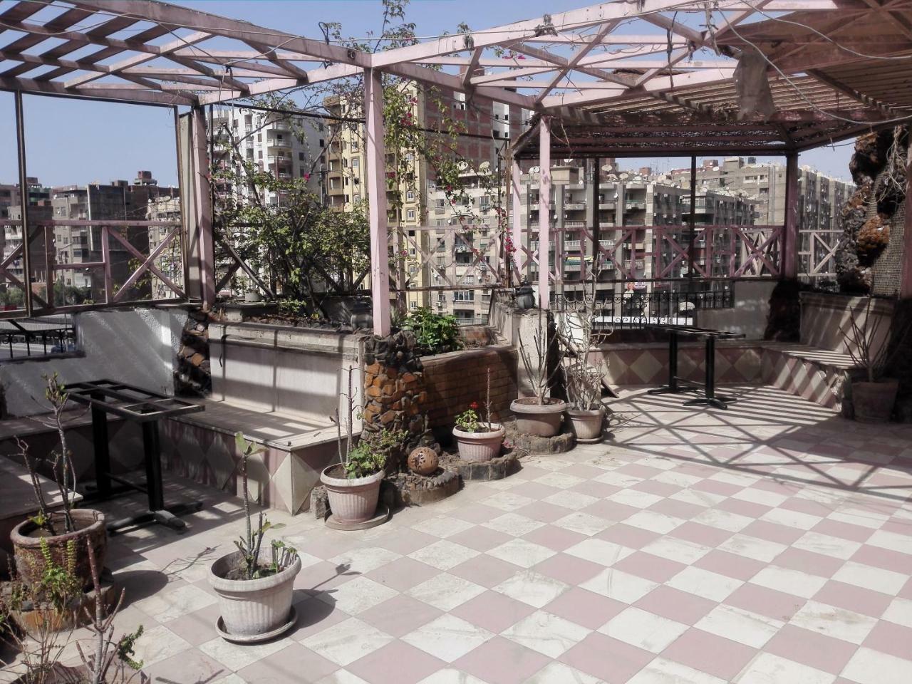 Royal Pyramids Hotel Cairo Exterior photo